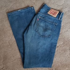 527 Levis W 30 L 32 Boot Cut